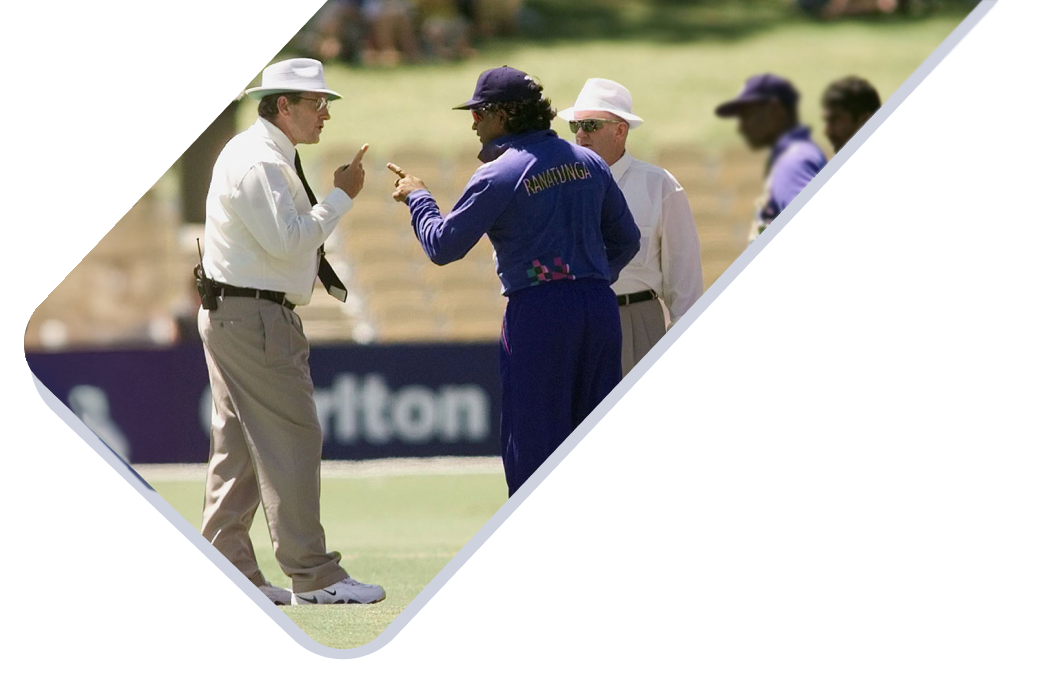 Arjuna Ranatunga confronting the umpire during a cricket match